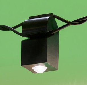 greengage_products_nest_lamp_green_background